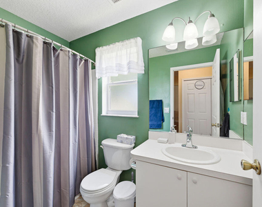 1838 Se Genaro Terrace - Photo Thumbnail 14