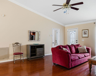 1838 Se Genaro Terrace - Photo Thumbnail 4