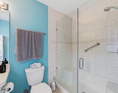 1838 Se Genaro Terrace - Photo Thumbnail 11