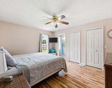 1838 Se Genaro Terrace - Photo Thumbnail 9
