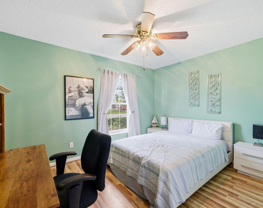 1838 Se Genaro Terrace - Photo Thumbnail 12