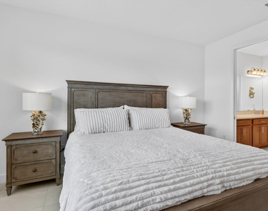13570 Sw Starkissed Lane - Photo Thumbnail 20