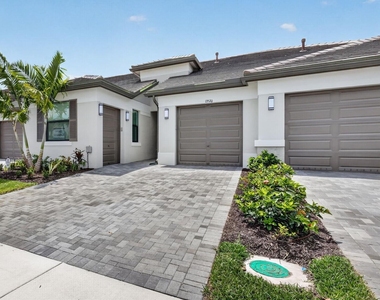 13570 Sw Starkissed Lane - Photo Thumbnail 1