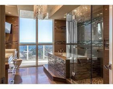 3100 N Ocean Boulevard - Photo Thumbnail 10