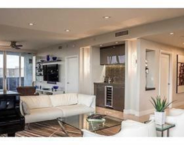 3100 N Ocean Boulevard - Photo Thumbnail 4