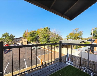 10820 N 16th Avenue - Photo Thumbnail 9
