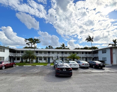1916 Sw 11th Street - Photo Thumbnail 3