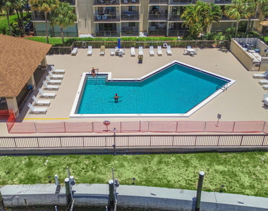 1701 Marina Isle Way - Photo Thumbnail 17