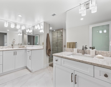 3400 N Ocean Drive - Photo Thumbnail 17