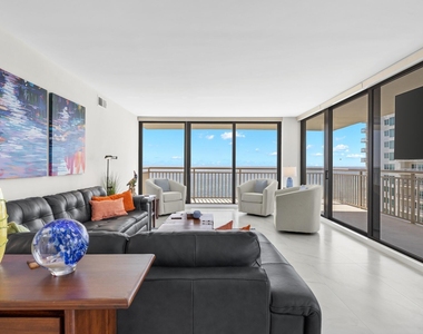 3400 N Ocean Drive - Photo Thumbnail 9