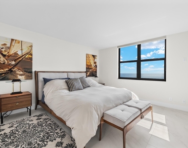 3400 N Ocean Drive - Photo Thumbnail 7