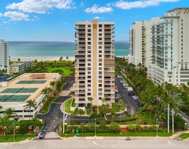 3400 N Ocean Drive - Photo Thumbnail 27