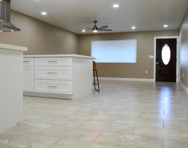 14801 N Agua Fria Drive - Photo Thumbnail 14