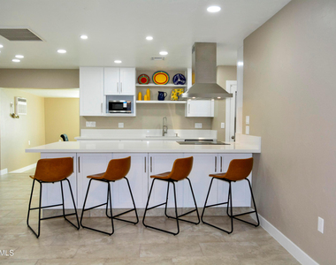 14801 N Agua Fria Drive - Photo Thumbnail 2