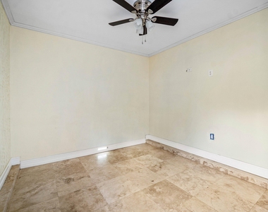 8411 Garden Gate Place - Photo Thumbnail 10