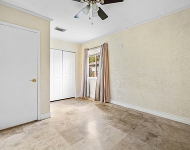 8411 Garden Gate Place - Photo Thumbnail 9