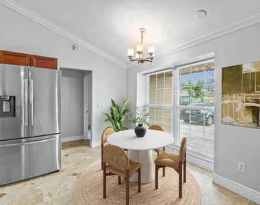 8411 Garden Gate Place - Photo Thumbnail 3
