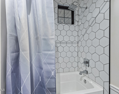 3810 E Campbell Avenue - Photo Thumbnail 24