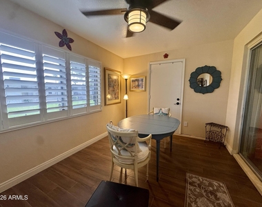 4328 E Capri Avenue - Photo Thumbnail 51