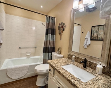 4328 E Capri Avenue - Photo Thumbnail 45