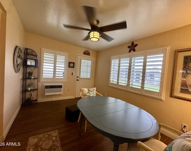 4328 E Capri Avenue - Photo Thumbnail 53