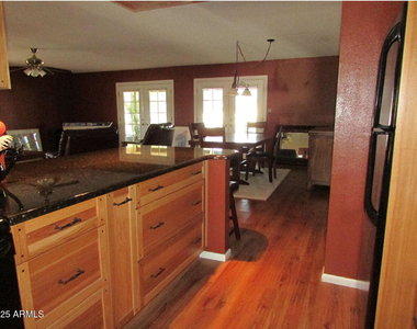 9438 E Michigan Avenue - Photo Thumbnail 9