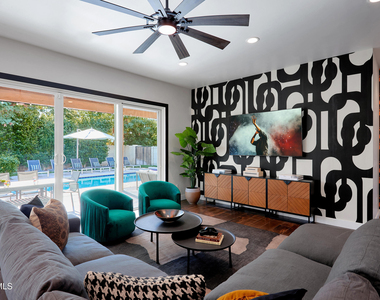 3229 E Campbell Avenue - Photo Thumbnail 2