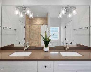 3229 E Campbell Avenue - Photo Thumbnail 31