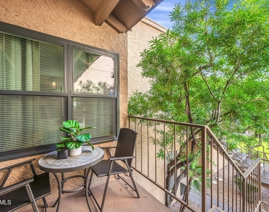 8787 E Mountain View Road - Photo Thumbnail 3