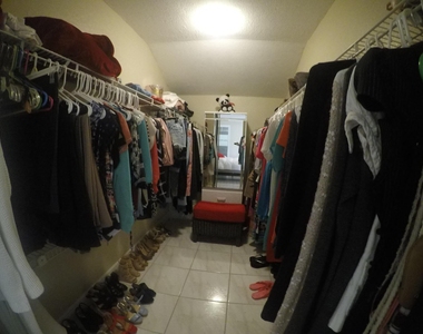 633 Sea Pine Way - Photo Thumbnail 8