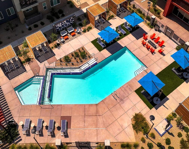 7800 W Encanto Boulevard - Photo Thumbnail 7