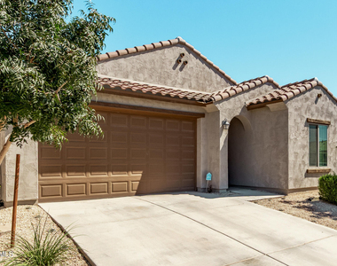 11204 W Mobile Lane - Photo Thumbnail 1