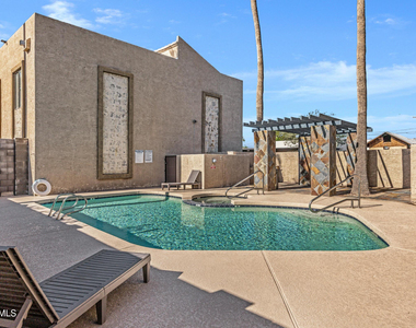 1241 N 48th Street - Photo Thumbnail 11
