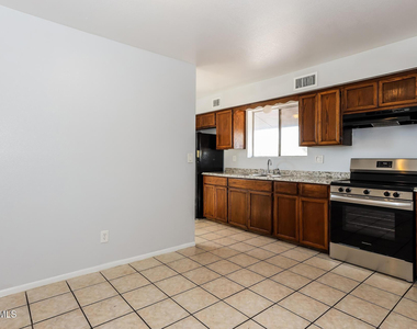 553 W Rio Salado Parkway - Photo Thumbnail 5