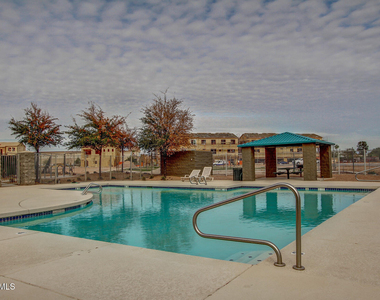 240 W Juniper Avenue - Photo Thumbnail 32