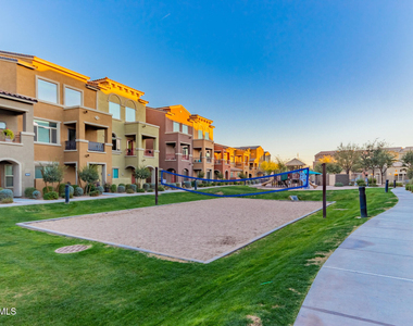 240 W Juniper Avenue - Photo Thumbnail 2