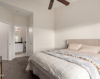 240 W Juniper Avenue - Photo Thumbnail 18