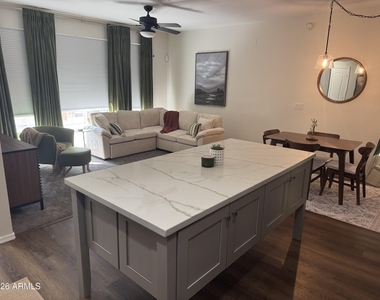 240 W Juniper Avenue - Photo Thumbnail 7
