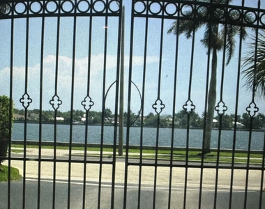 1801 N Flagler Drive - Photo Thumbnail 27