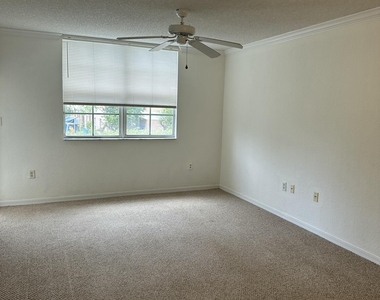 1801 N Flagler Drive - Photo Thumbnail 4