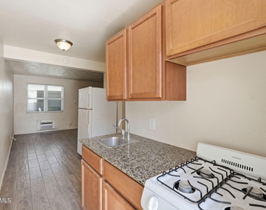 829 N 4th Avenue - Photo Thumbnail 16