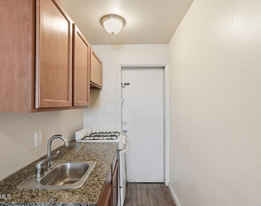 829 N 4th Avenue - Photo Thumbnail 15