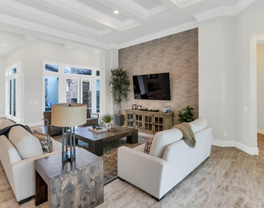 5413 E Juniper Canyon Drive - Photo Thumbnail 5