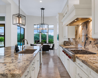 5413 E Juniper Canyon Drive - Photo Thumbnail 9
