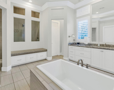 5413 E Juniper Canyon Drive - Photo Thumbnail 14