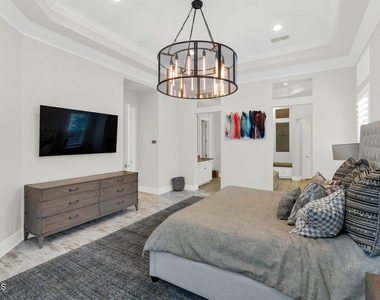 5413 E Juniper Canyon Drive - Photo Thumbnail 12