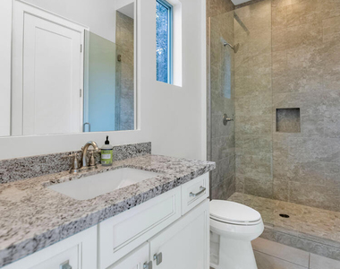 5413 E Juniper Canyon Drive - Photo Thumbnail 16