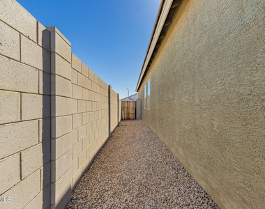 47662 W Mellen Lane - Photo Thumbnail 16