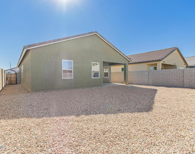 47662 W Mellen Lane - Photo Thumbnail 15