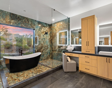 3135 E Palo Verde Drive - Photo Thumbnail 29